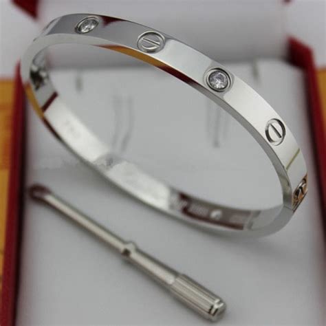 Replica Cartier Love Bracelet White Gold with Diamonds and Screwdriver