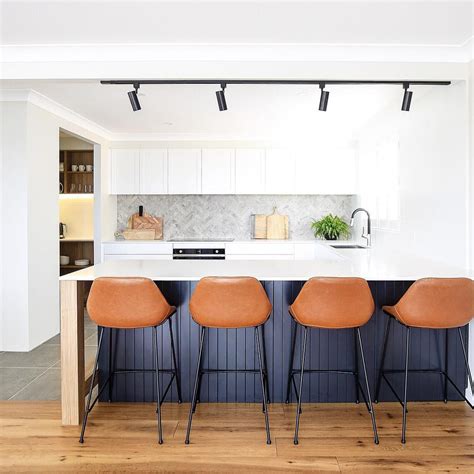 10 Modern Track Lighting Ideas for Your Kitchen