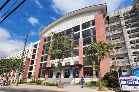 Marikina opens new PLMar building