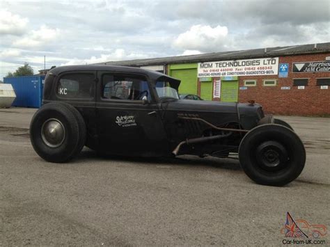 This advert is for a fully custom built 1935 Ford Model Y sedan hot rod ...