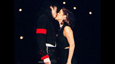 Michael Jackson Lisa Marie Presley Kiss