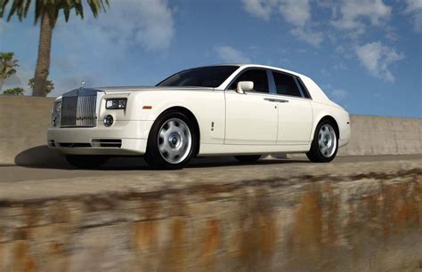 2009 Rolls-Royce Phantom | Top Speed