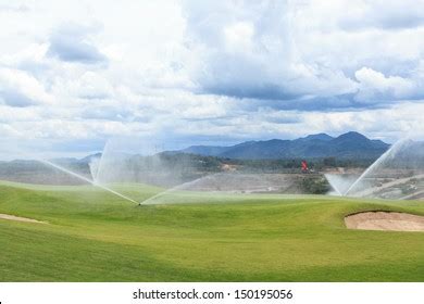 575 Sprinklers Golf Course Images, Stock Photos, 3D objects, & Vectors | Shutterstock