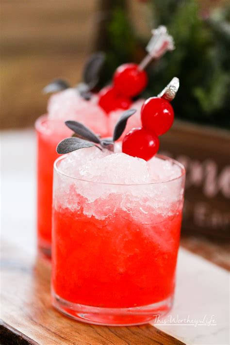 Kid-Friendly Holiday Drinks- Christmas Drinks For Kids!