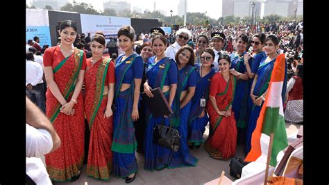 No more sarees? Air India may bring in new look for flight crew | Latest News India - Hindustan ...