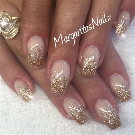 Gold Glitter Ombre Nails | Nail Art Ideas