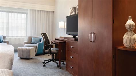 Hotels Near Charlotte NC Airport | Courtyard Charlotte Airport North