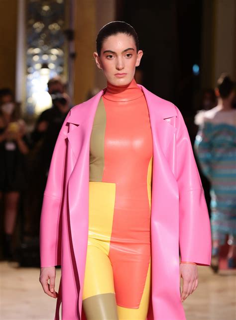 Colour-blocking trend: How to wear it and where to buy the best pieces?