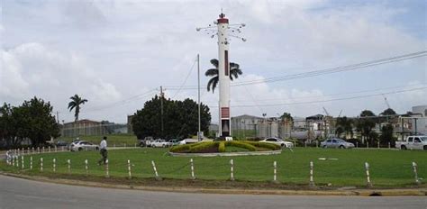 Pointe a Pierre Roundabout - Petrotrin/Pointe-A-Pierre