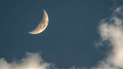 Crescent Moon in Clouds. Large Format Digital Download - Etsy