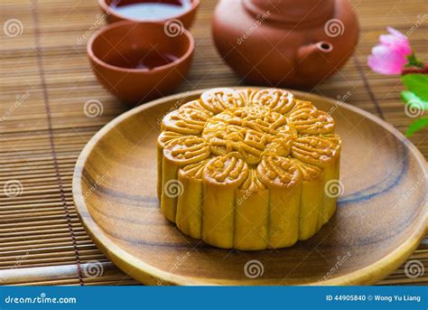 Mooncakes Festival in China Stock Photo - Image of restaurant, revival: 44905840