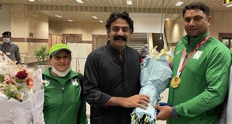 Pakistan’s first ever Paralympics gold medalist Haider Ali gets heroic ...