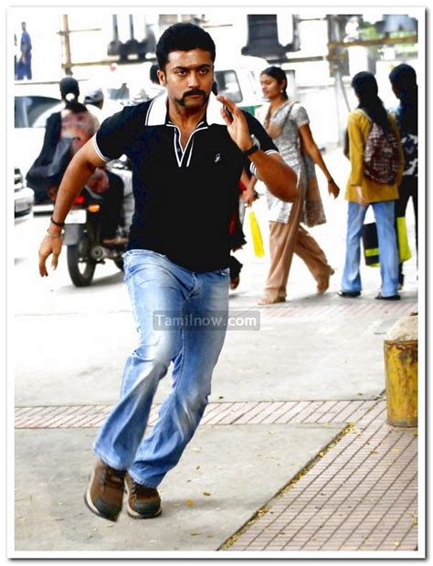 Surya In Singam 1 - Tamil Movie Singam Stills