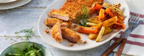 Schnitzel mit bunten Pommes & Gurkensalat - Rezept | LIDL Kochen