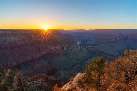 Sunset at Pima Point on the Rim Trail at the South Rim of Grand Canyon in Arizona, Usa Stock ...