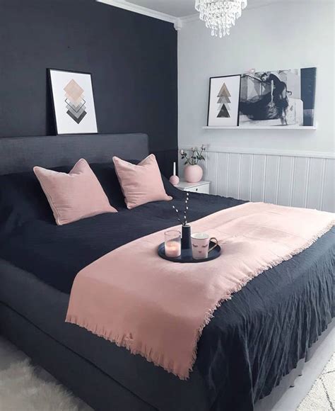 16 Best Navy Blue Bedroom Decor Ideas for a Timeless Makeover in 2020