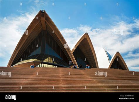 Stairs to famous Sydney Opera House Stock Photo - Alamy