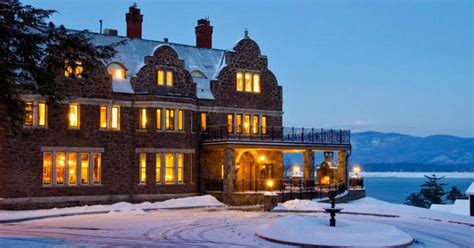 9 Lodging Options for a Romantic Winter Getaway to Lake George