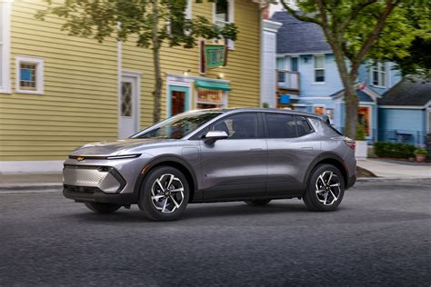 Chevy Announces Pricing For First Equinox EV Models | EV.Guide