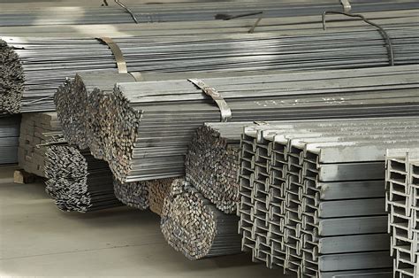 How to store and handle TMT Steel Bars properly - Radha TMT