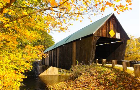 Covered Bridges in Vermont - Norwich Inn