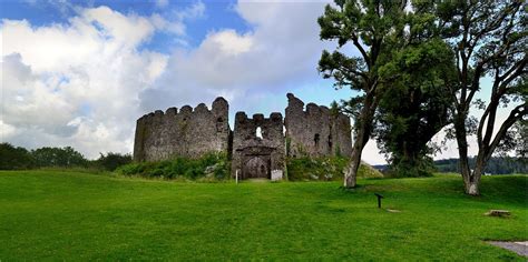 The History of Restormel Castle – Unusual Places