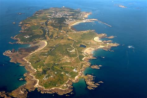 Alderney is looking to spruce itself up with £50,000 spend | Guernsey Press