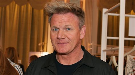 The Reason Gordon Ramsay Hates Hawaiian Pizza