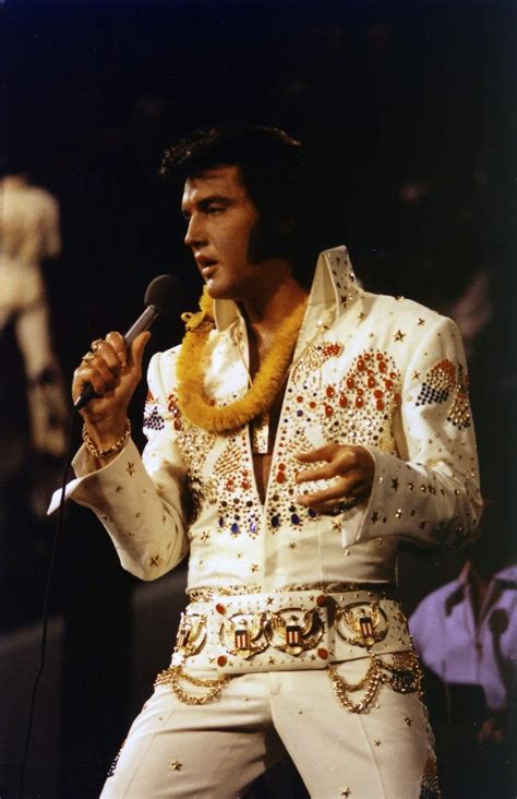 Elvis Presley Hawaii 1973 Elvis Presley Hawaii, Elvis Presley Films, Elvis Presley Quotes, Elvis ...