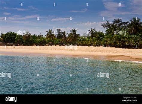 Luanda angola beach hi-res stock photography and images - Alamy