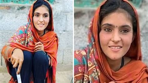 Pakistani roti-making girl flashes million-dollar smile as she cooks vegetable curry in viral ...