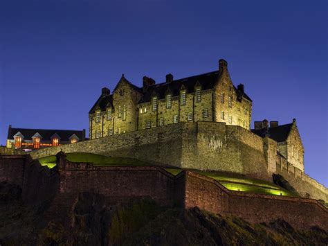 Free Scottish Castle Wallpaper - WallpaperSafari