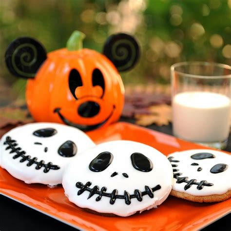 Disney Released 6 Fall Recipes From Its Parks For Halfway To Halloween ...