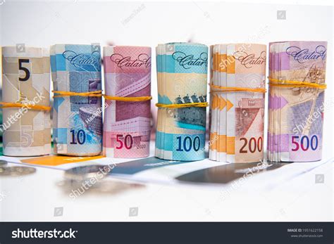 Doha Qatar April 07 2021qatar Currency Stock Photo 1951622158 ...