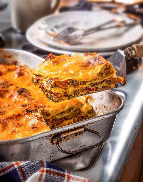 Garth Brooks’ Favorite Breakfast Lasagna – Leite's Culinaria