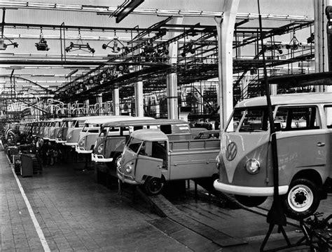 BRAZILIAN FACTORY #vwbrasilia (met afbeeldingen) | Vw busjes, Vw kampeerwagens, Oude auto's