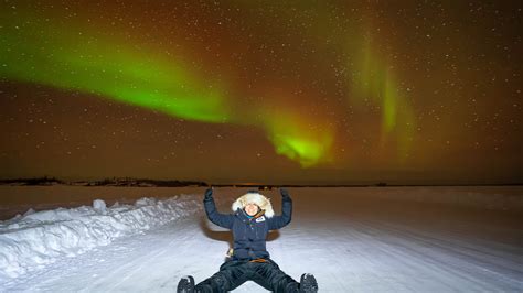 Yellowknife Northern Lights Package | Shelly Lighting
