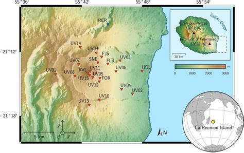 1 -Map of the Piton de la Fournaise volcano. The top right inset shows... | Download Scientific ...