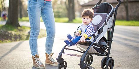 5 Important Stroller Safety Tips - Fajar Magazine