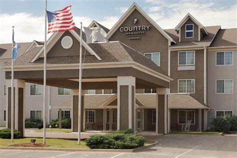 Country Inn & Suites by Radisson, Norman, OK $87 ($̶9̶4̶) - Hotel