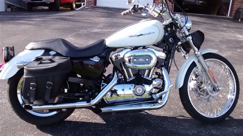 2006 Harley-Davidson® XL1200C Sportster® 1200 Custom (White), Honey Brook, Pennsylvania (654589 ...