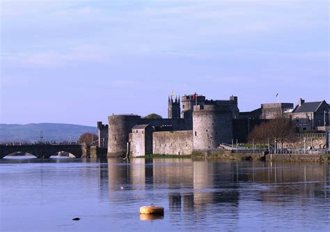 These 11 Irish castles showcase the dramatic beauty of historic Ireland ...