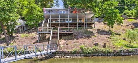 Top 10 Vacation Rentals In Sunrise Beach, Missouri - Updated 2024 | Trip101