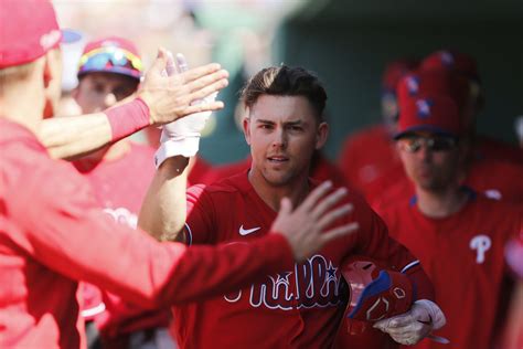 Phillies: Scott Kingery, Tommy Hunter on the mend from COVID