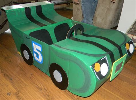 Word of Mouth...Lend Me Your Ear: Craft DIY - Cardboard Race Car Tutorial