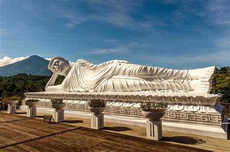 Vihara Dharma Giri Temple in Tabanan - Temple With Giant Sleeping Buddha in Bali - Go Guides