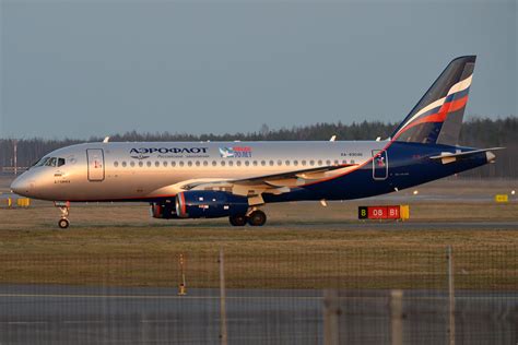 Aeroflot Superjet 100 Suffers Engine Shut Down Over Moscow - Simple Flying