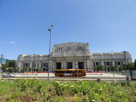 Milano Centrale railway station - Wikipedia