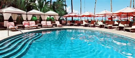 Honolulu Hotels with Pool | Royal Hawaiian Resort