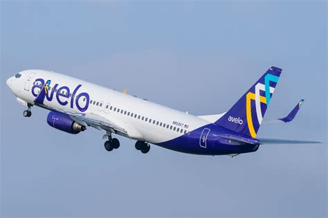 Avelo Airlines Diversifies Its Fleet With Boeing 737-700 Arrival - Simple Flying